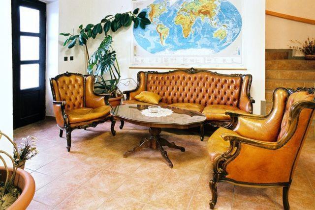 Pension U Svateho Jana Градец-Кралове Экстерьер фото