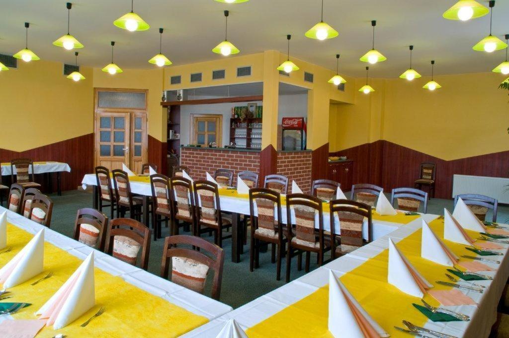 Pension U Svateho Jana Градец-Кралове Экстерьер фото